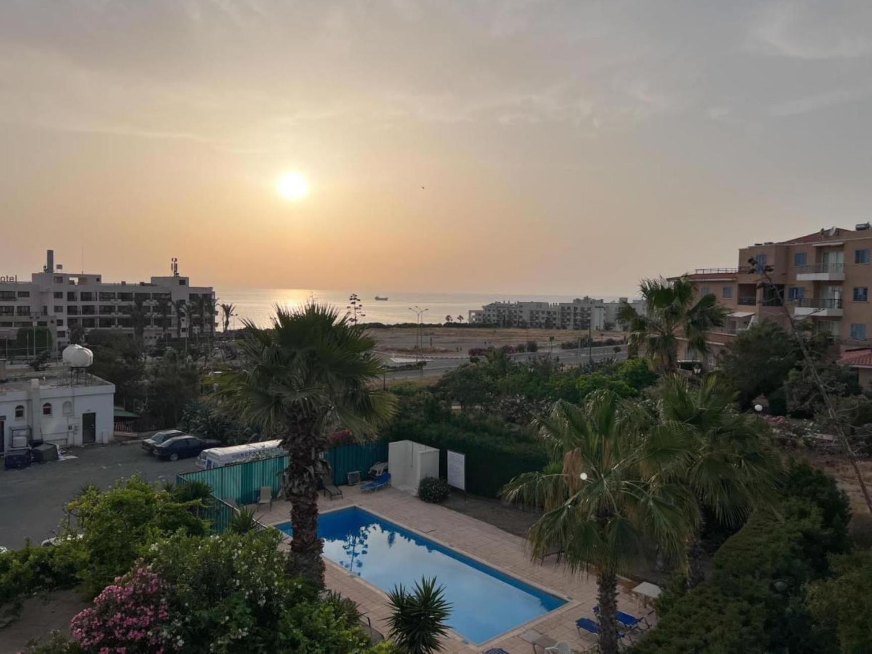 H&O Diamond Complex Sea View Apartment Paphos 外观 照片
